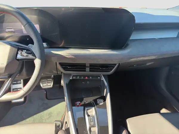 Audi s3 8.4, 100 km, Německo — foto 13 z 17