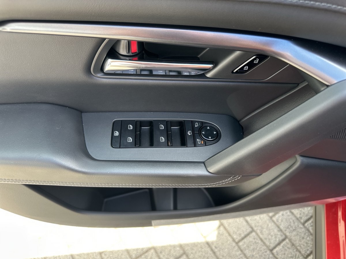 Mazda CX-5 2,5 rok 2026, 100 km, Německo — foto 8 z 15