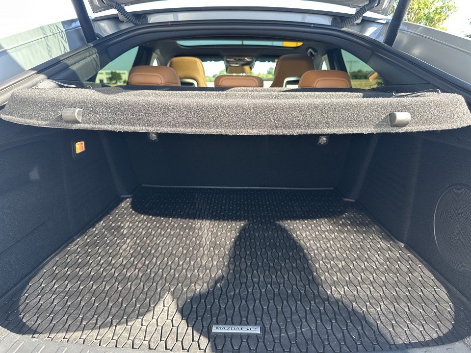 Mazda 6e rok 2026, Německo — foto 12 z 15