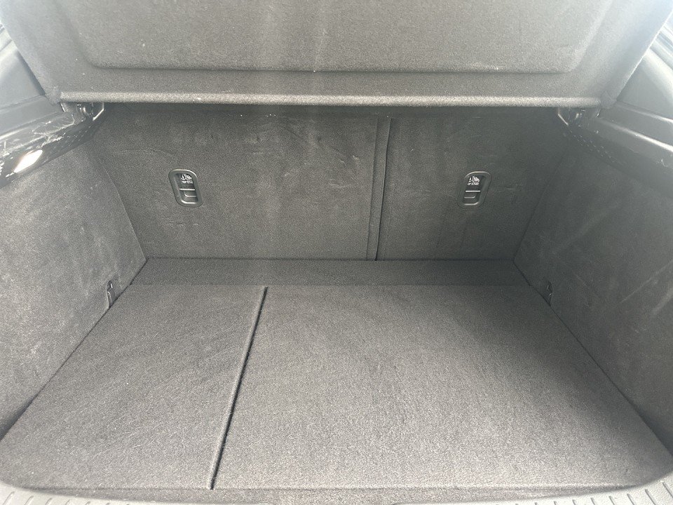 Mazda CX-30 2,5, Německo — foto 6 z 15