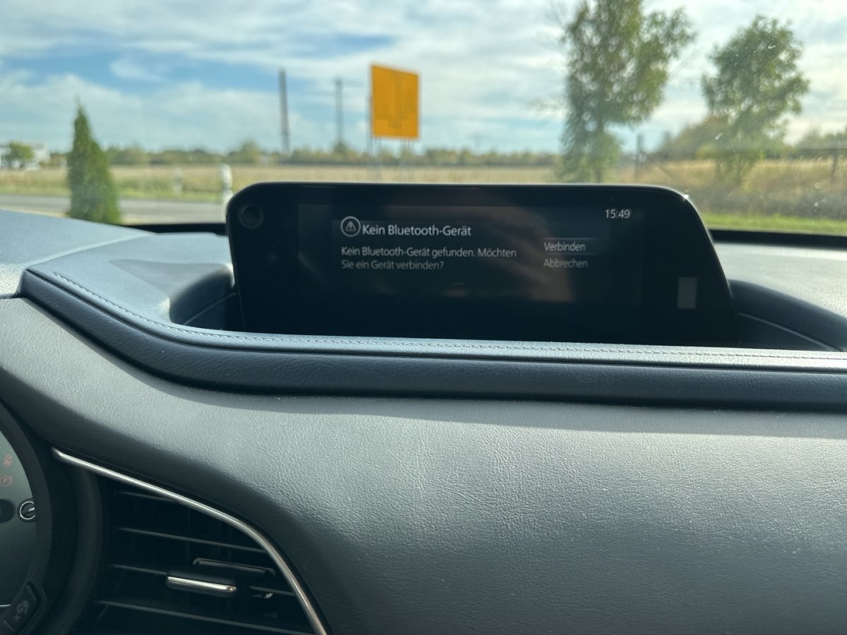 Mazda CX-30 2,0, Německo — foto 14 z 15