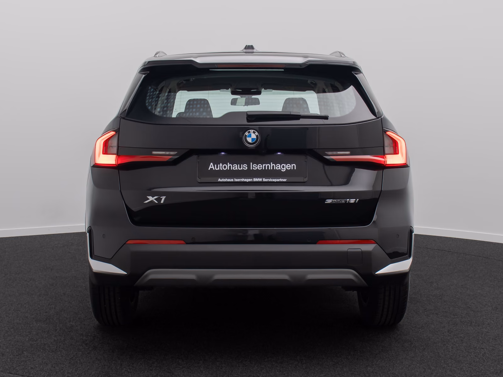 BMW 100 kW automat rok 2023, 20 448 km, Německo — foto 7 z 41