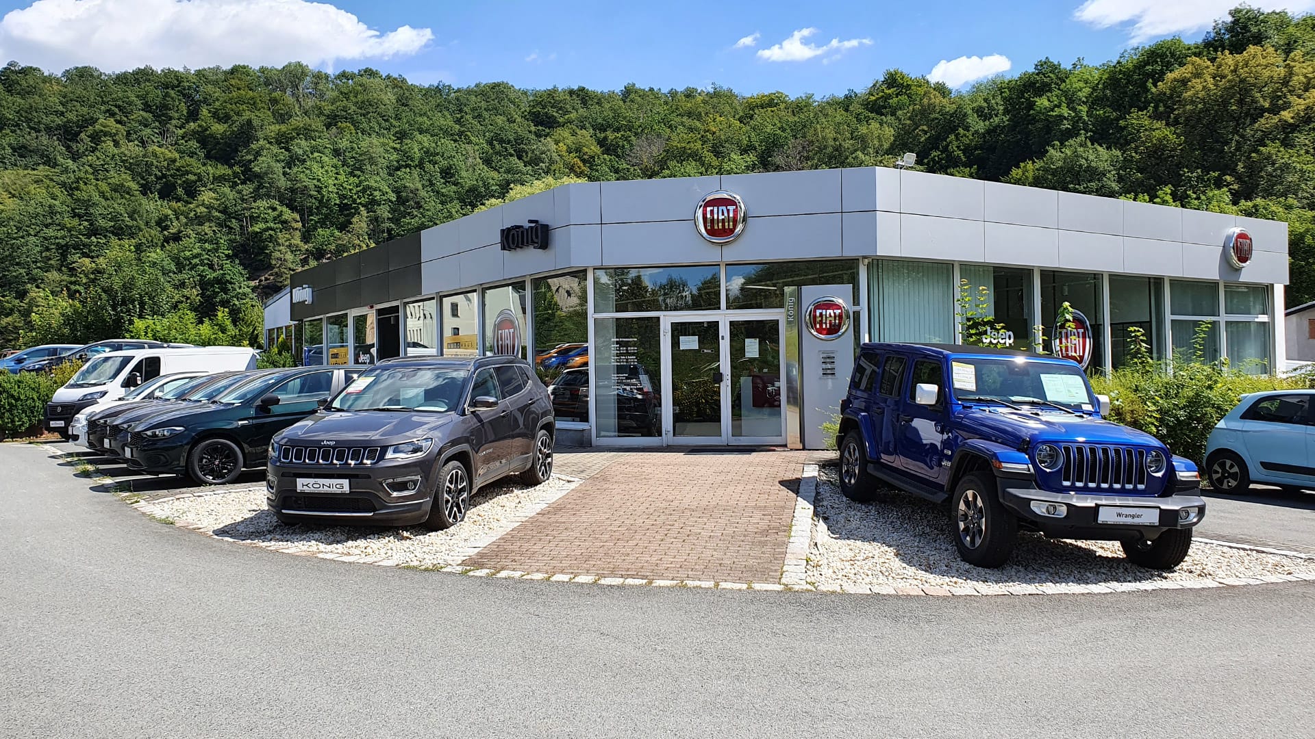 Jeep Avenger, 100 km, Německo — foto 6 z 12