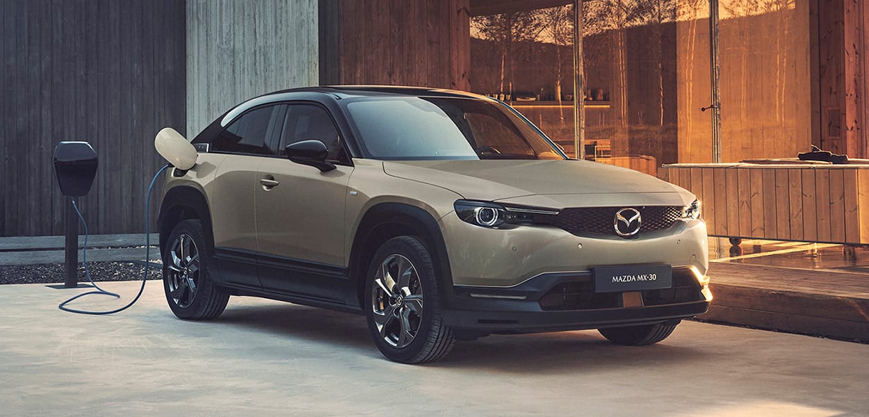 Mazda Gebrauchtwagen, Německo — foto 11 z 11