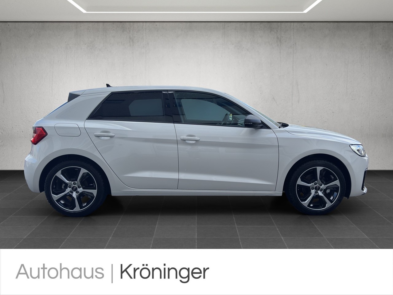 Audi a1 85 kW manuál rok 2026, 2 763 km, Německo — foto 7 z 30