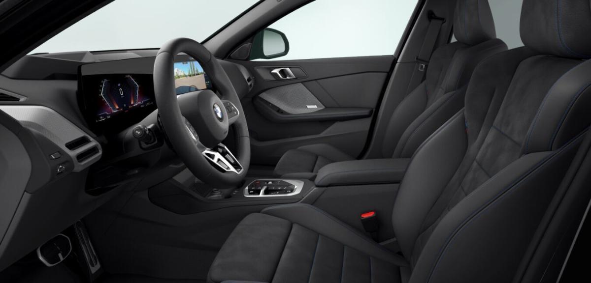 BMW 123 xDrive automat, Německo — foto 6 z 13