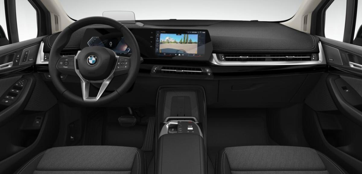 BMW 218i automat, Německo — foto 5 z 13