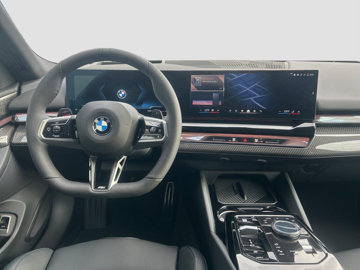 BMW 540d xDrive automat, Německo — foto 13 z 26