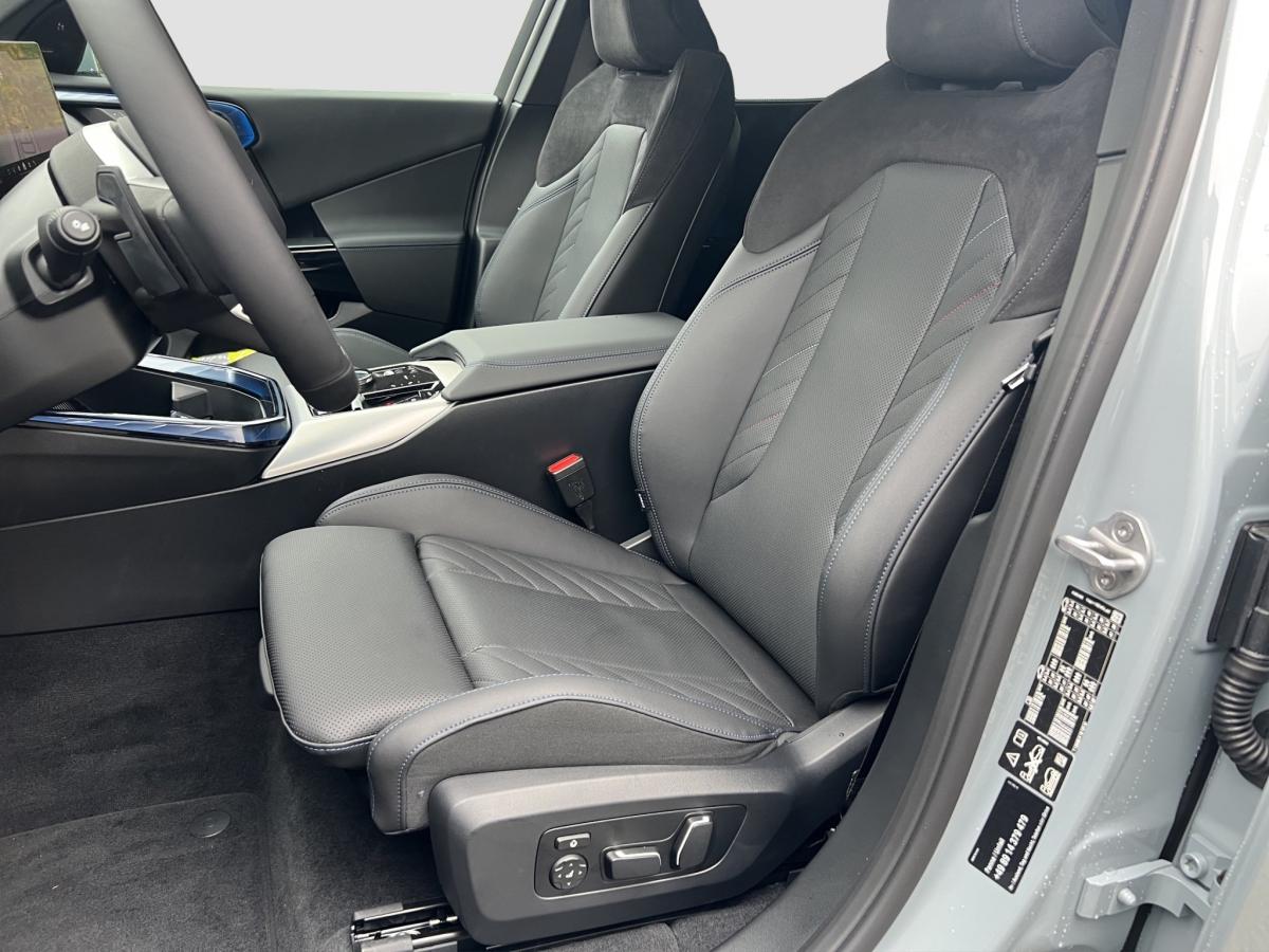 BMW x3 xDrive automat rok 2026, 2 026 km, Německo — foto 12 z 34