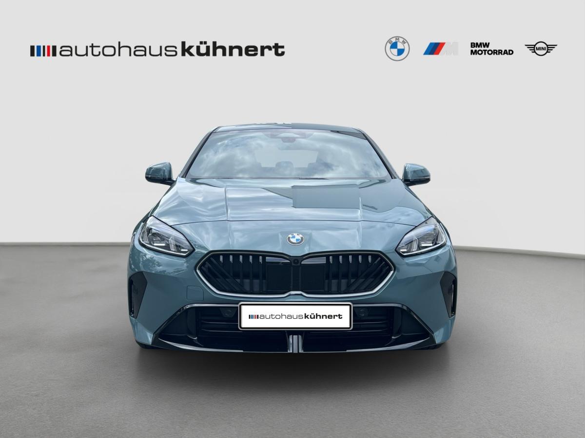 BMW 118d automat, Německo — foto 4 z 36