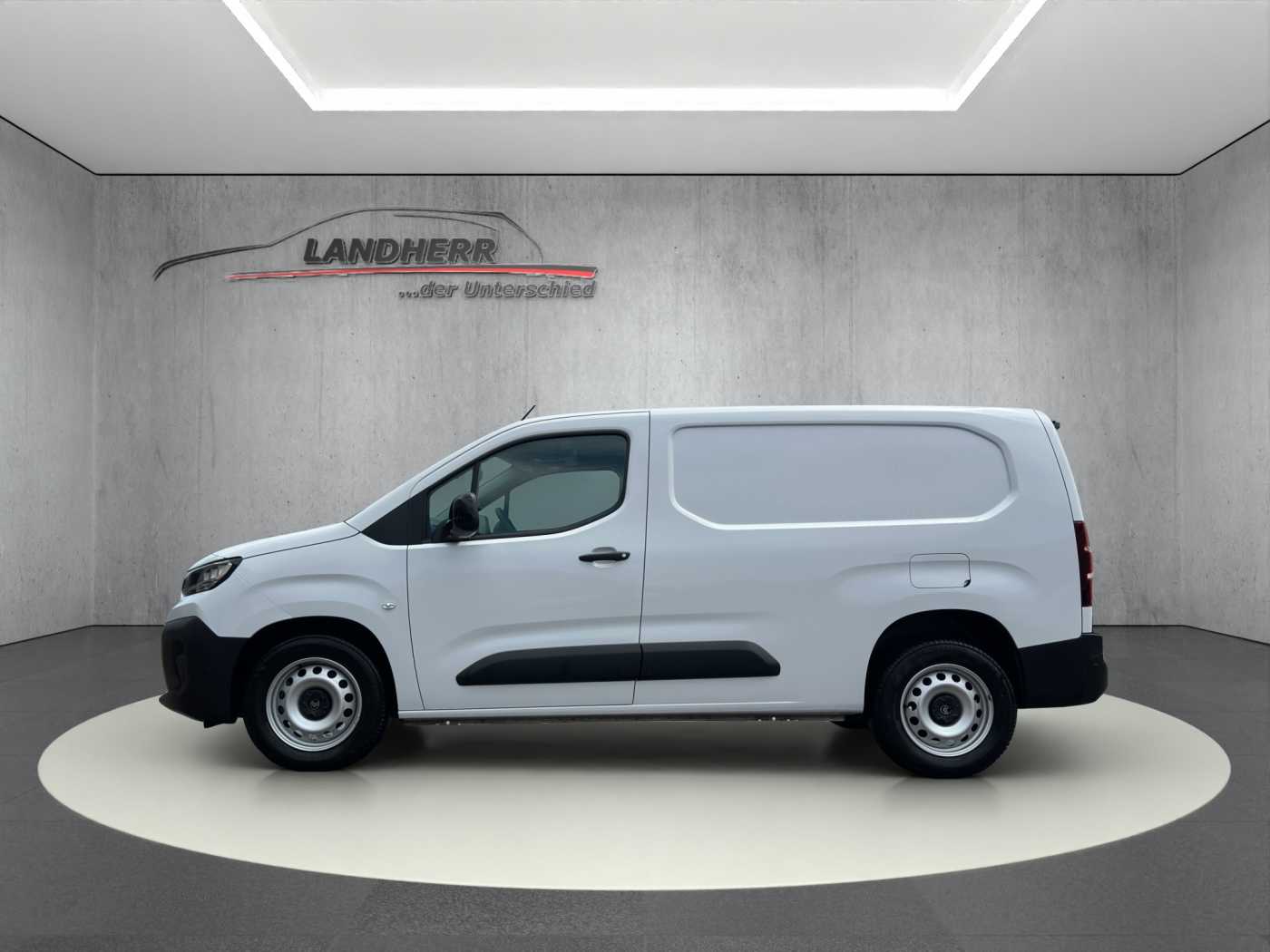 Citroen Bei Autohaus Landherr HDi rok 2025, 24 554 km, Německo — foto 3 z 30