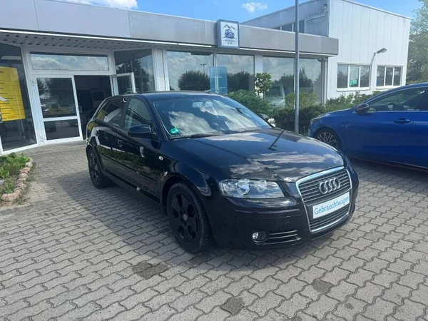 Audi a3 2.0 FSI, Německo — foto 2 z 13