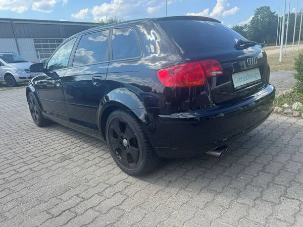 Audi a3 2.0 FSI, Německo — foto 3 z 13