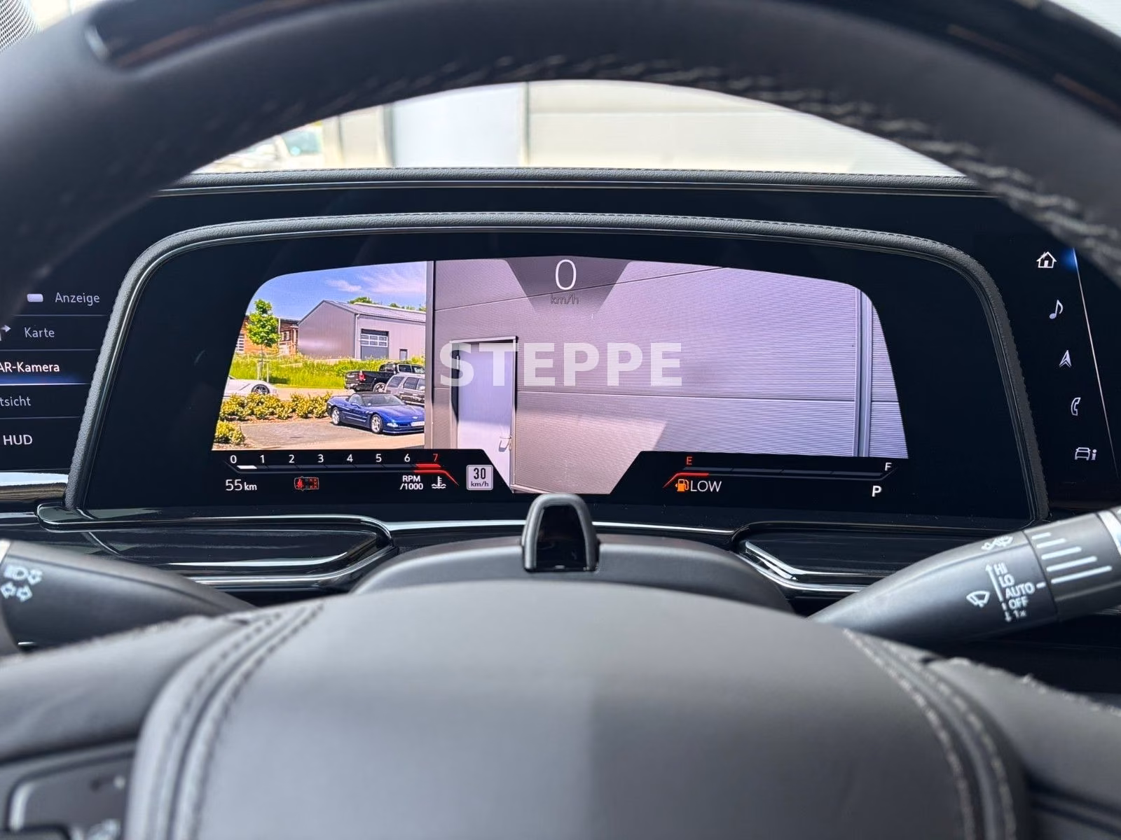 Cadillac 6.2 507 kW automat, 100 km, Německo — foto 14 z 35