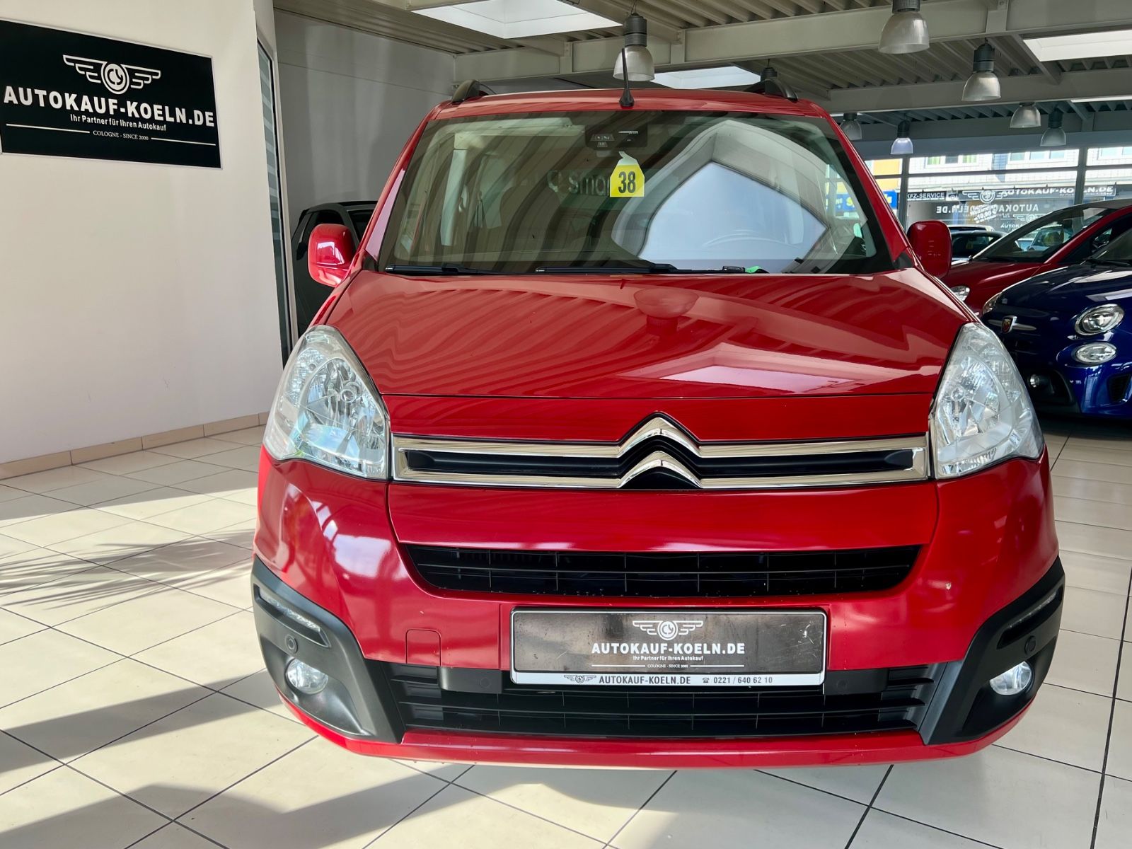 Citroen Berlingo 1.2 81 kW manuál rok 2018, 104 000 km, Německo — foto 3 z 15