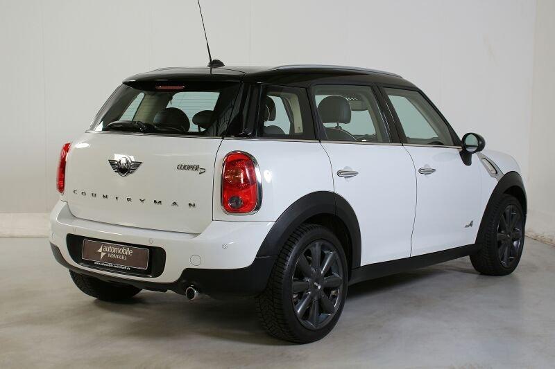MINI Cooper D ALL4 automat rok 2014, 61 350 km, Německo — foto 7 z 23
