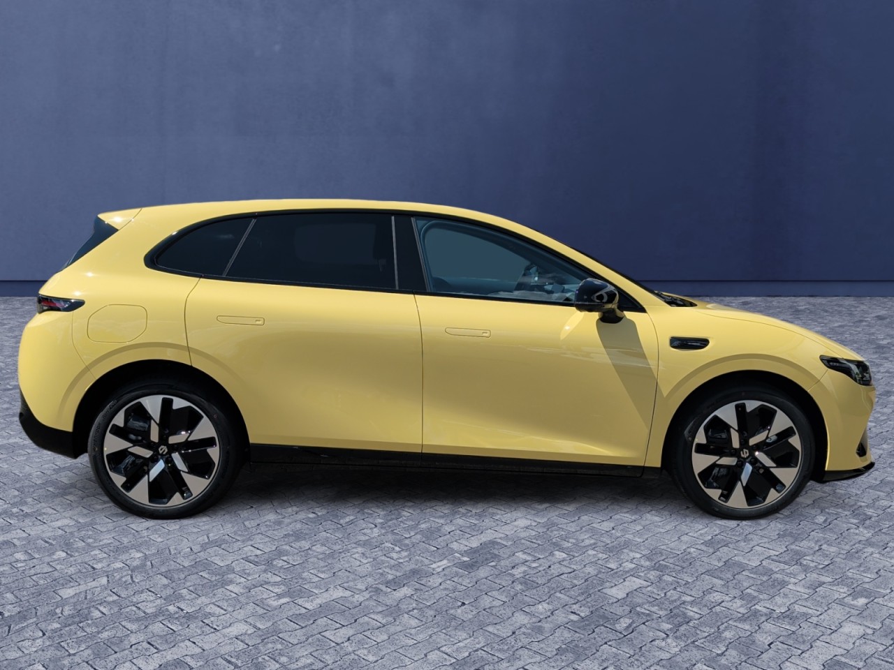 Leapmotor b05 67,1 160 kW automat rok 2026, 3 000 km, Německo — foto 13 z 48
