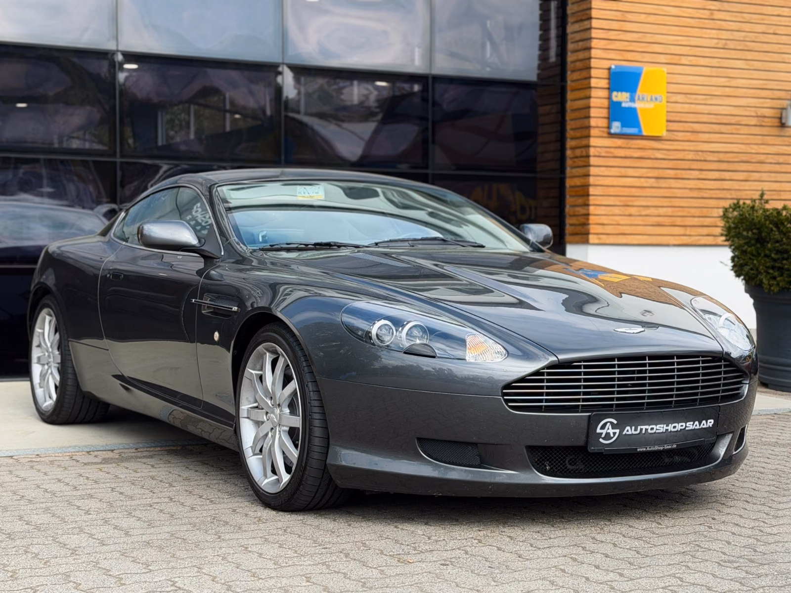 Aston Martin 5.9 336 kW automat rok 2005, 30 568 km, Německo — foto 5 z 33