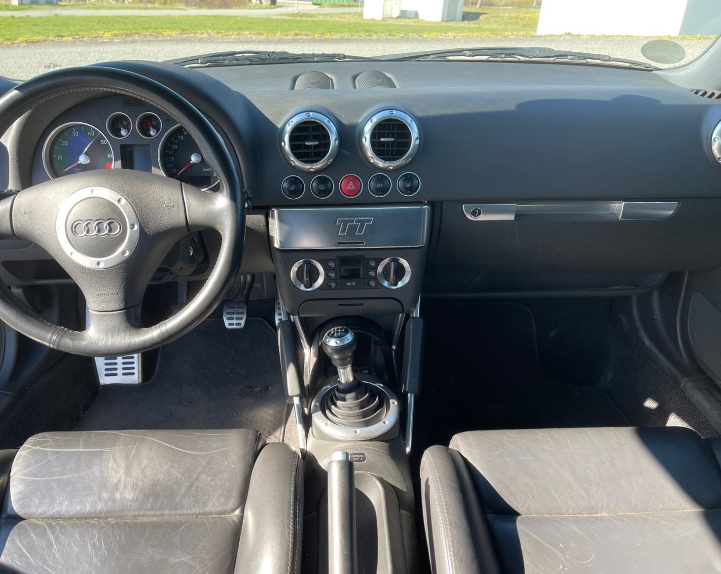Audi Tt 1.8t manual, 140 300 km, Německo — foto 3 z 35