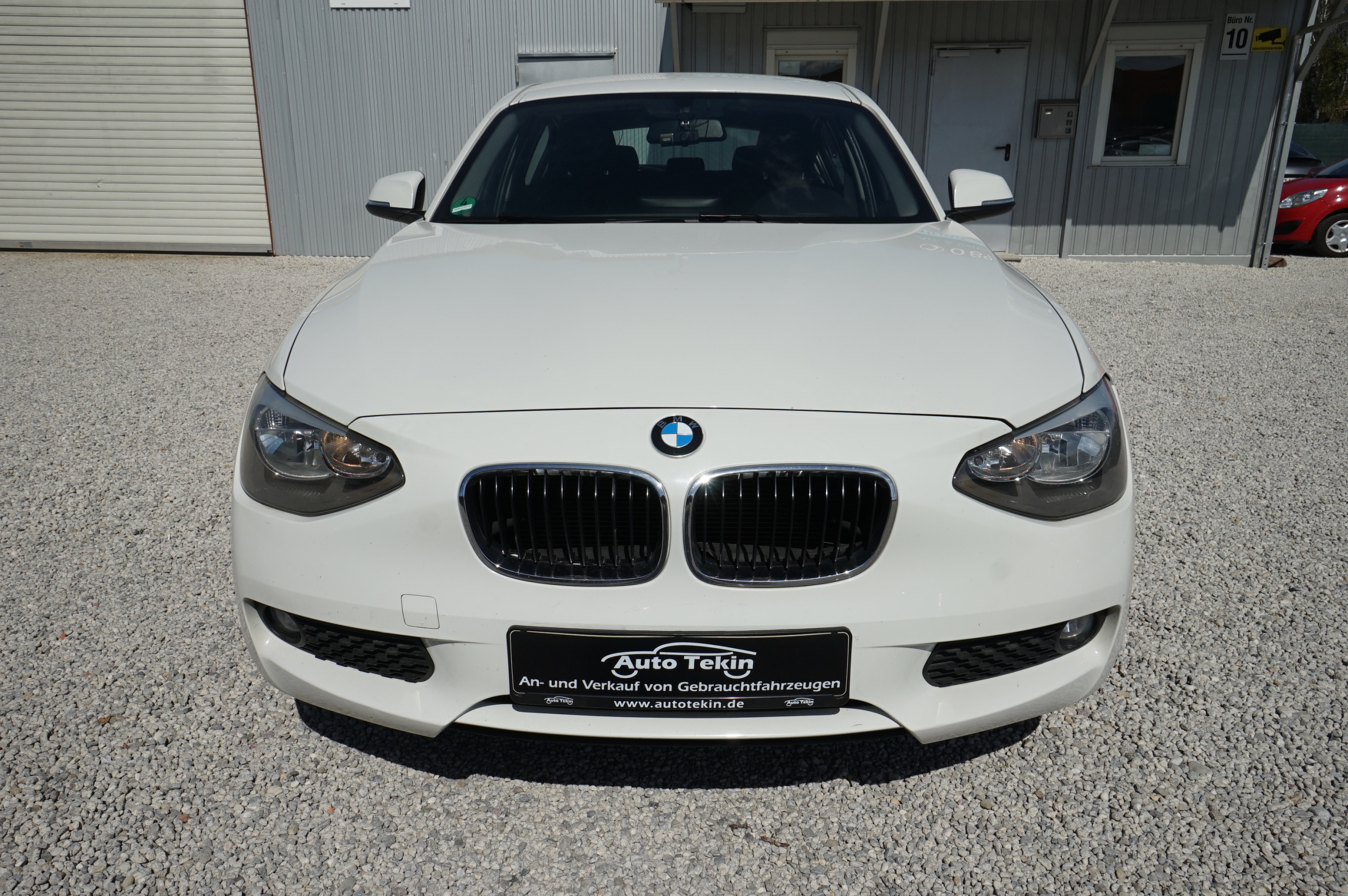 BMW 114i 1,6 75 kW manuál rok 2013, 140 050 km, Německo — foto 3 z 27
