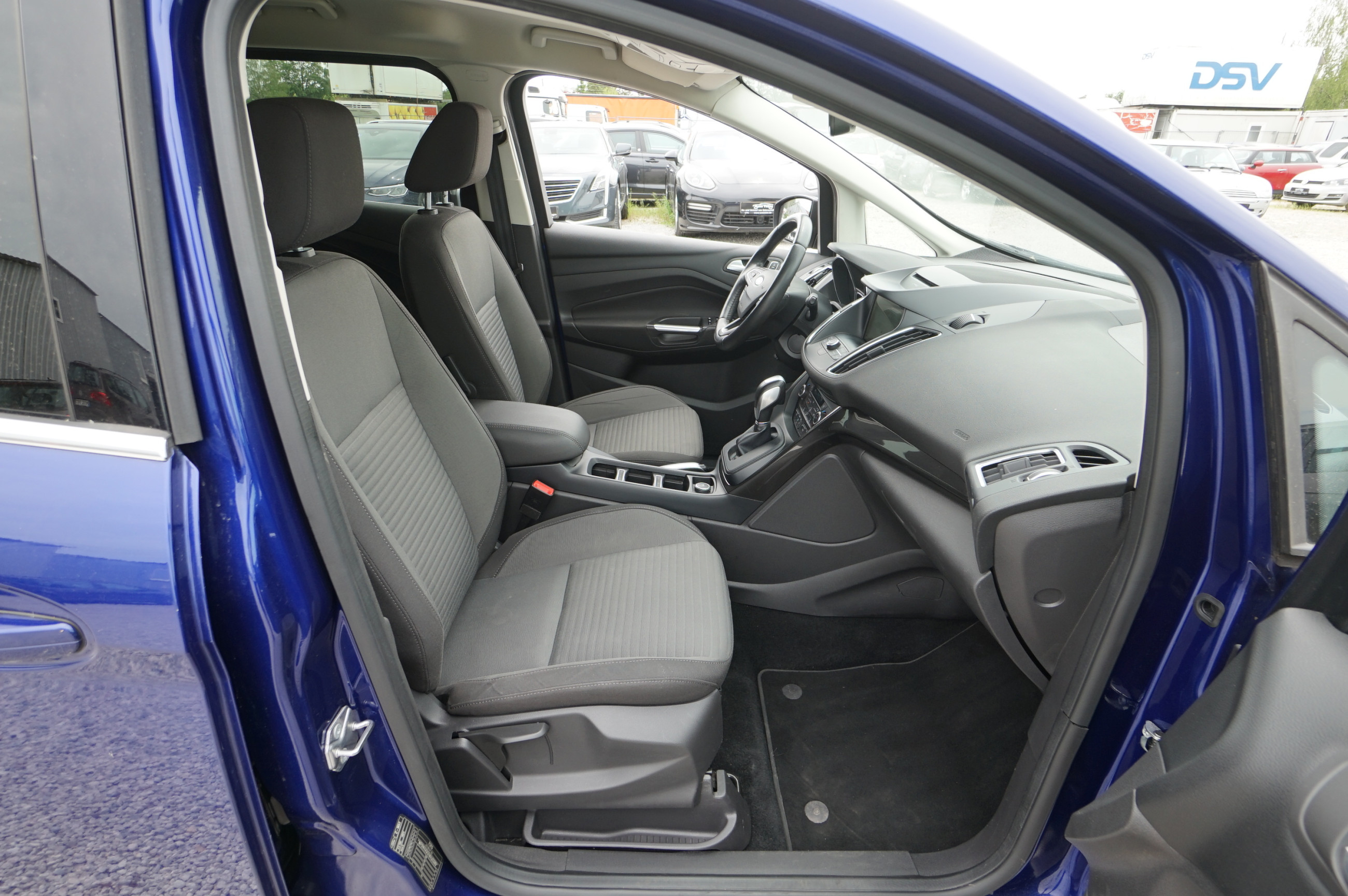 Ford Grand C-Max Ci 2.0 TD 110 kW automat rok 2017, Německo — foto 13 z 31