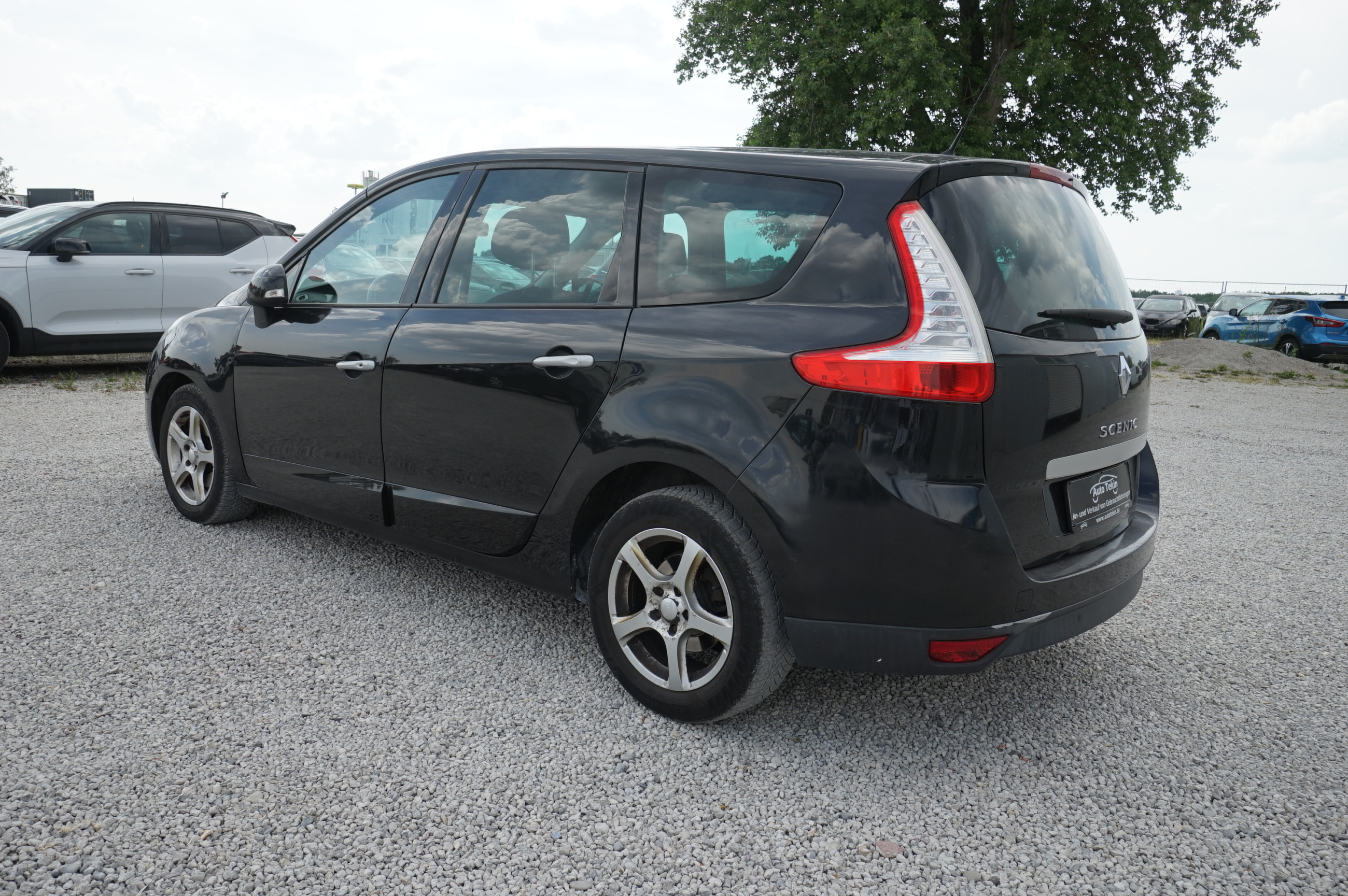 Renault Grand Scenic Dynamique 1.9 dCi 96 kW manuál rok 2009, 199 544 km, Německo — foto 5 z 30