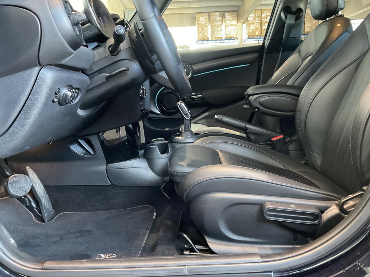 MINI Cooper S 5-Türer automat rok 2023, 47 900 km, Německo — foto 9 z 22