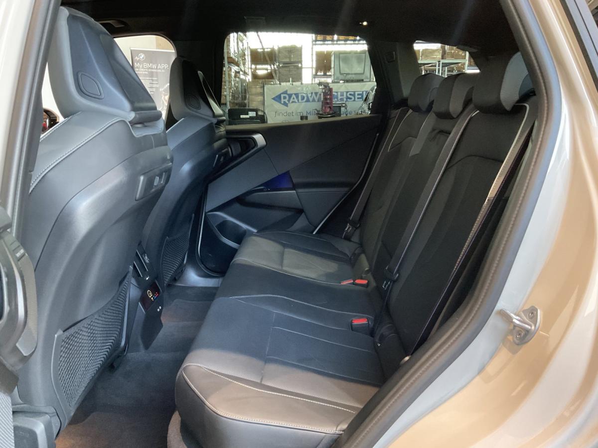 BMW x3 xDrive automat rok 2025, 18 500 km, Německo — foto 11 z 21