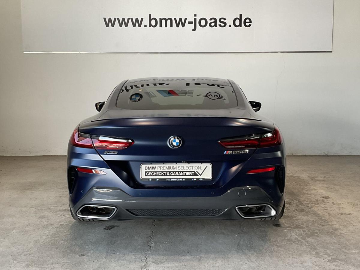 BMW M850i xDrive automat rok 2025, 3 100 km, Německo — foto 13 z 20