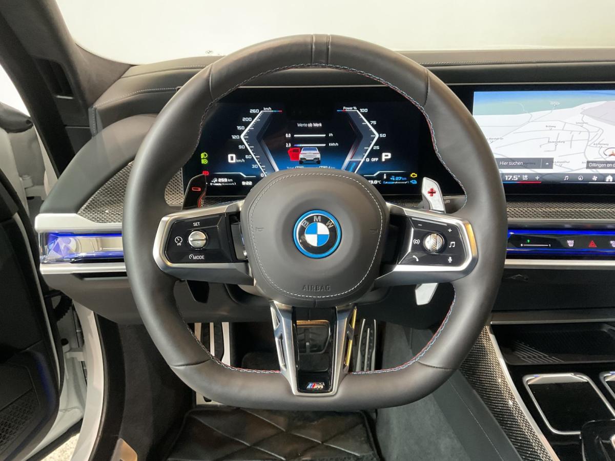BMW M760e xDrive automat rok 2025, 47 500 km, Německo — foto 6 z 25