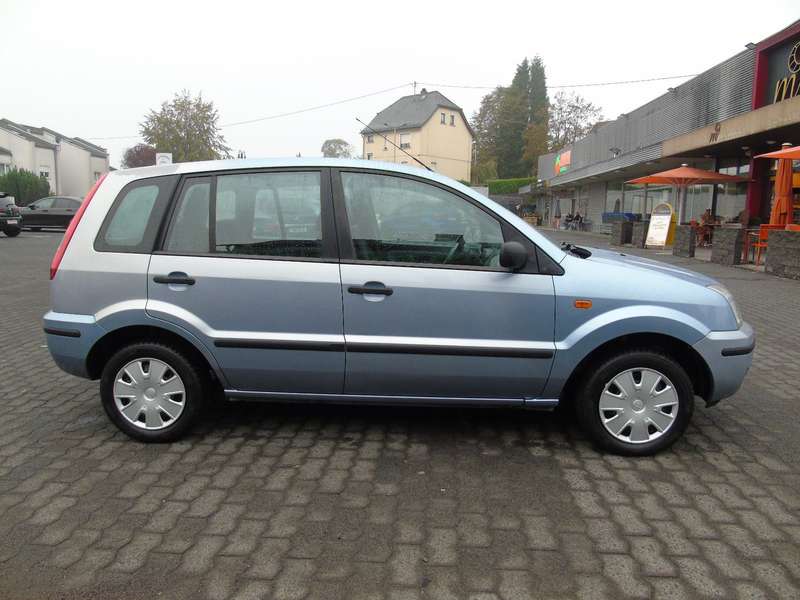 Ford Fusion 16V 1.4 59 kW automat rok 2005, 113 000 km, Německo — foto 4 z 23