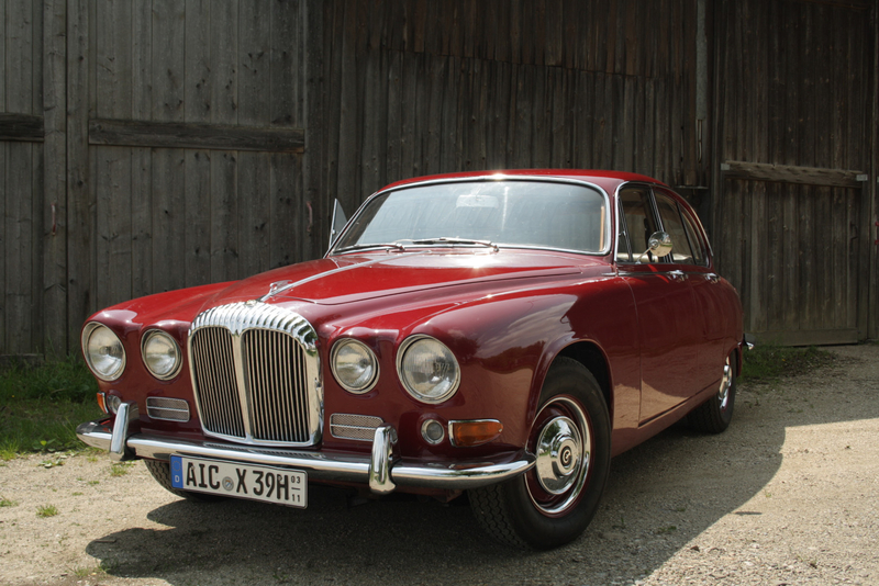 Jaguar 420, 1 800 km, Německo — foto 2 z 37