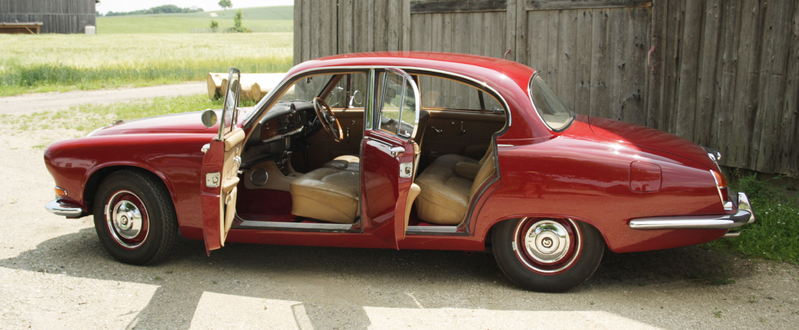 Jaguar 420, 1 800 km, Německo — foto 7 z 37
