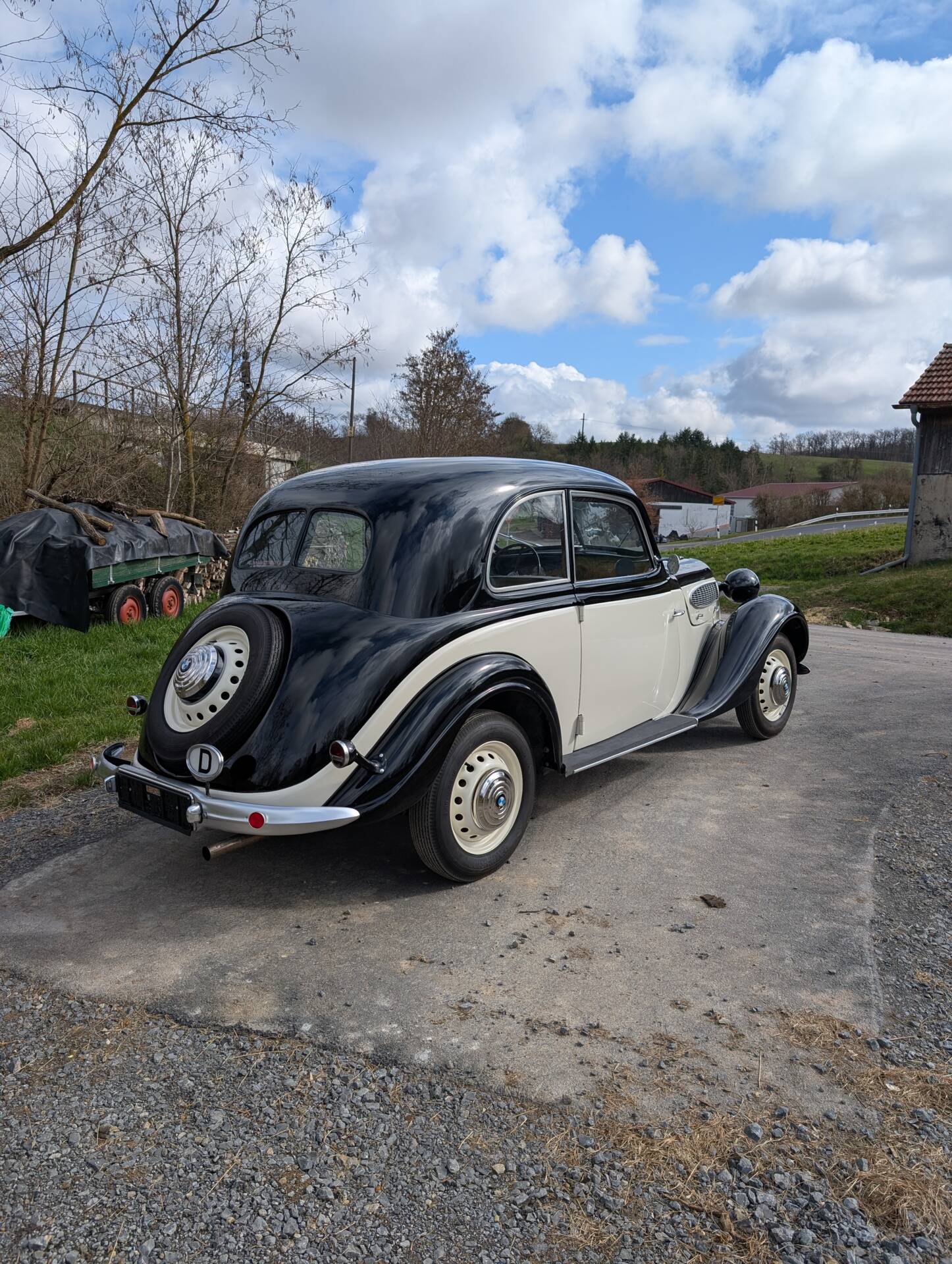 BMW 33 kW manuál, 63 828 km, Německo — foto 9 z 18