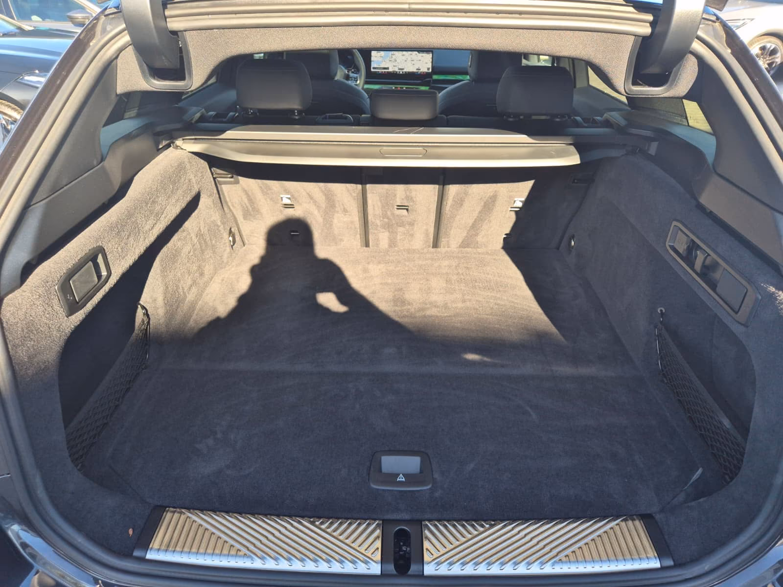 BMW 223 kW automat rok 2026, 7 256 km, Německo — foto 15 z 45