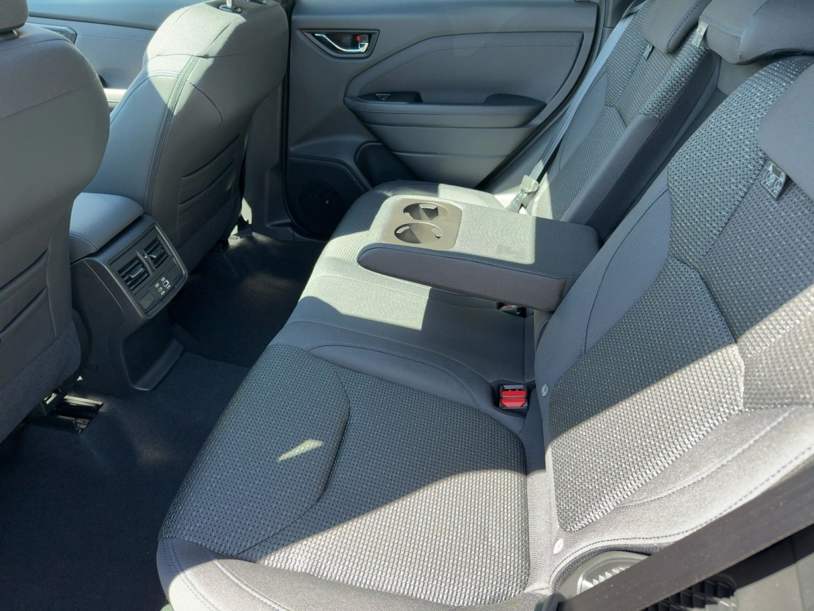 Subaru Forester 2,0 100 kW automat rok 2026, Německo — foto 9 z 20