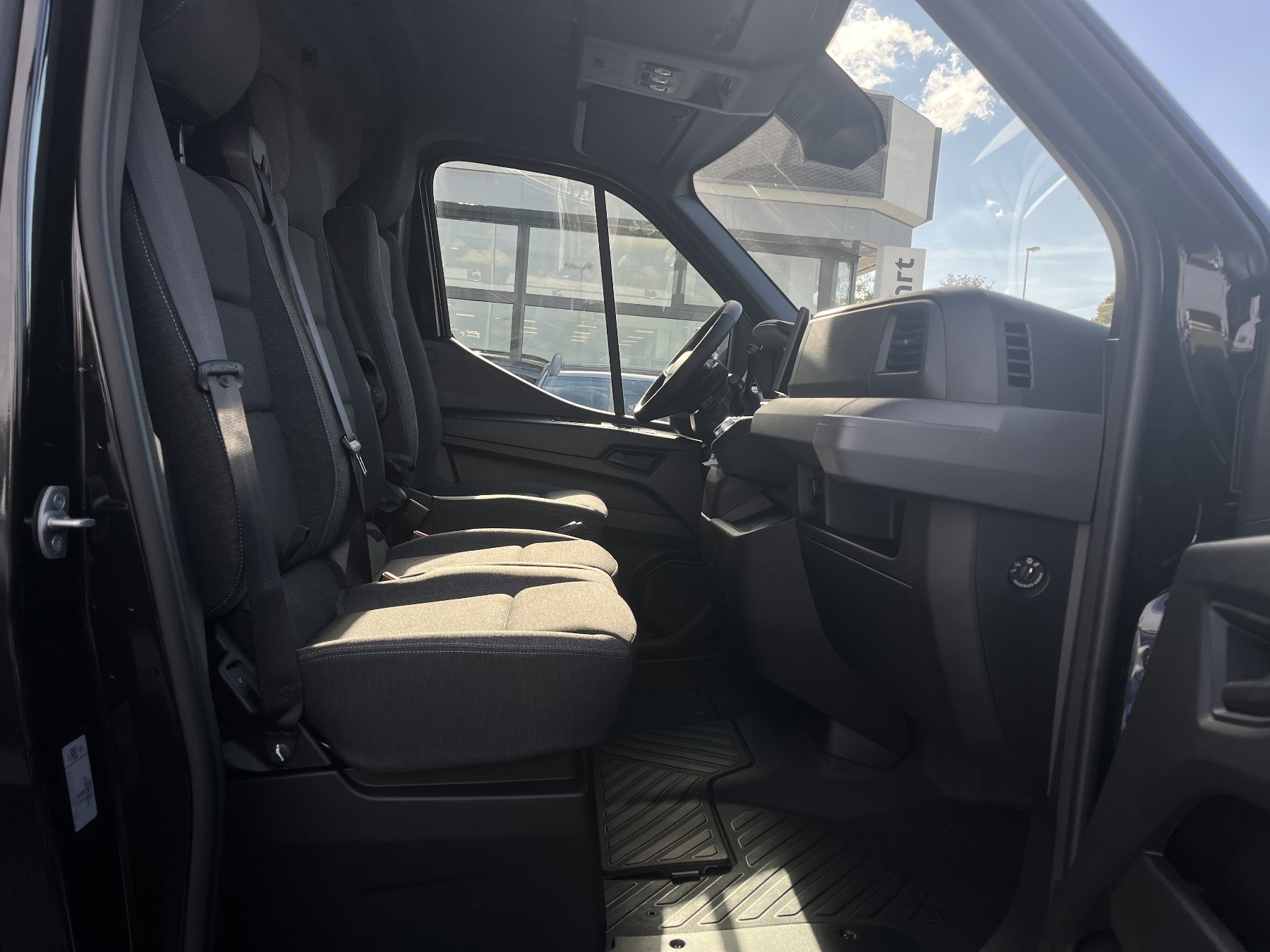 Renault Master 2,0 dCi 170 125 kW automat, 100 km, Německo — foto 7 z 51