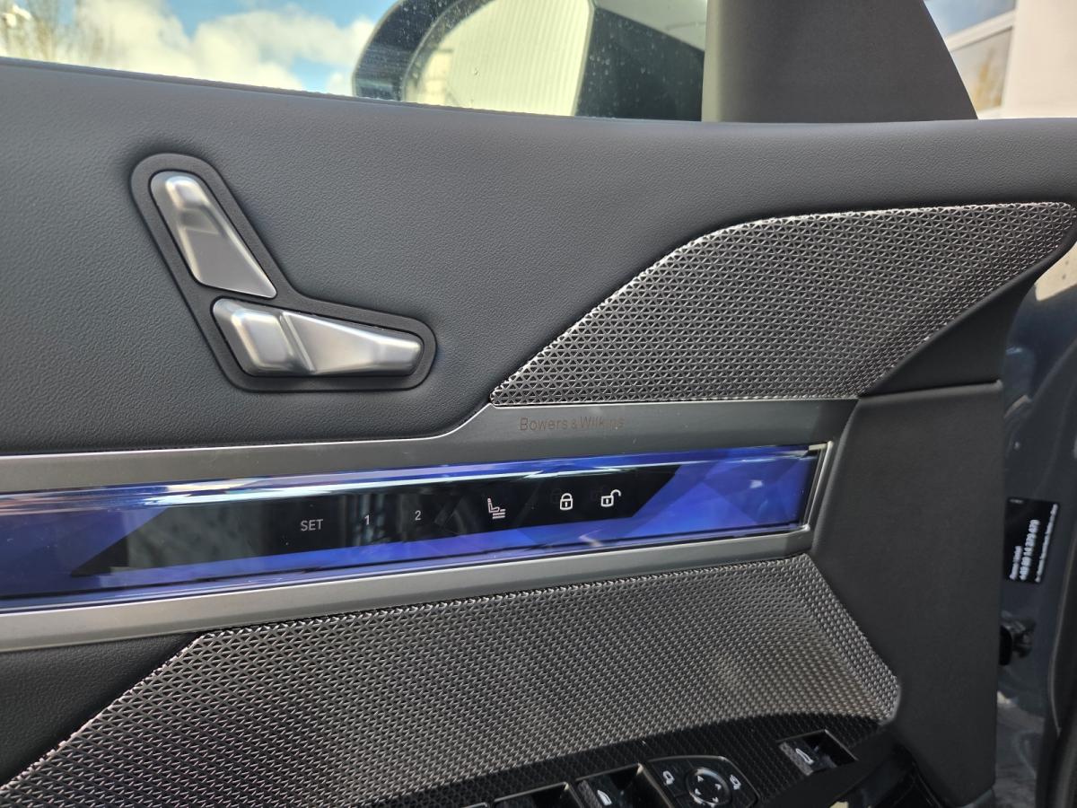BMW 740d xDrive automat rok 2025, 4 122 km, Německo — foto 15 z 30