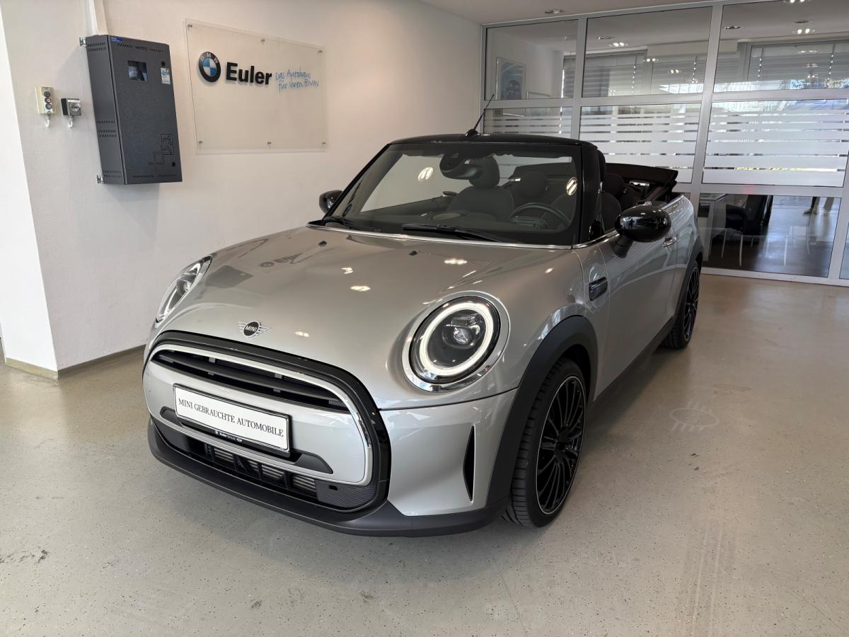MINI Cooper manuál rok 2023, 17 627 km, Německo — foto 3 z 32
