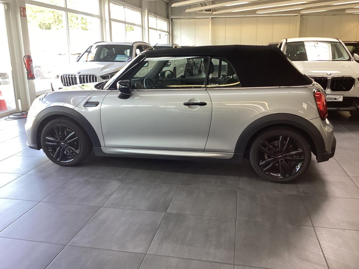 MINI Cooper automat rok 2023, 33 200 km, Německo — foto 4 z 28