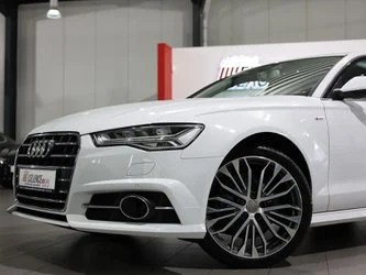 Audi a4 1.8 TFSI, Německo — foto 9 z 15