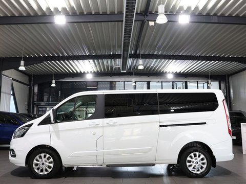 Ford Tourneo Custom 2,0 96 kW automat rok 2022, 60 000 km, Německo — foto 7 z 39