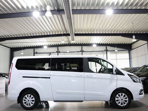 Ford Tourneo Custom 2,0 96 kW automat rok 2022, 60 000 km, Německo — foto 8 z 39