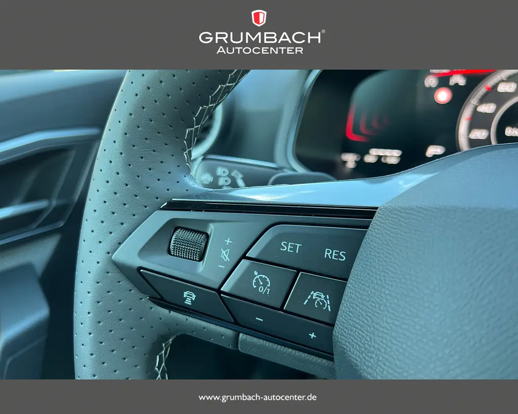 Seat Arona 1.0 TSI 85 kW automat, 100 km, Německo — foto 12 z 58
