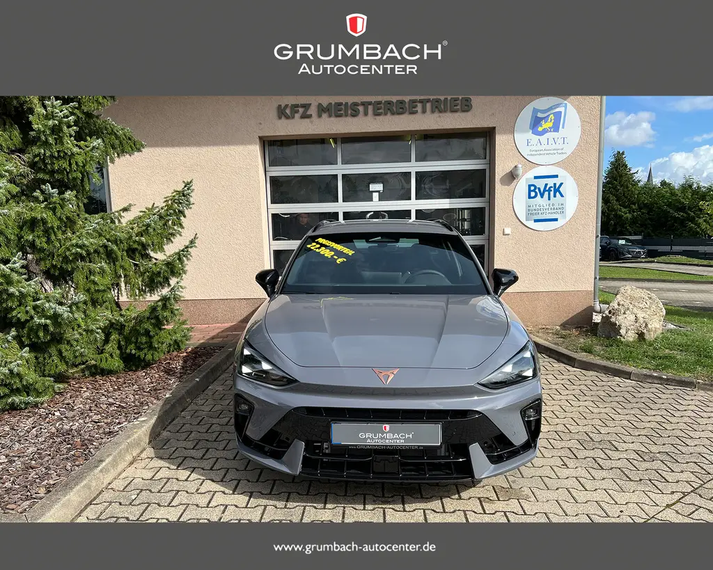 Cupra Leon 2.0 TSI 245 kW automat, 100 km, Německo — foto 6 z 42