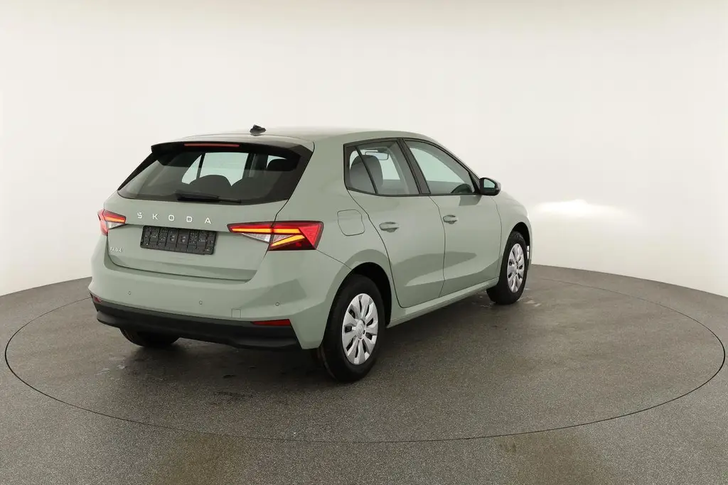 Škoda Fabia 1.0 TSI 70 kW manuál rok 2026, 100 km, Německo — foto 16 z 60