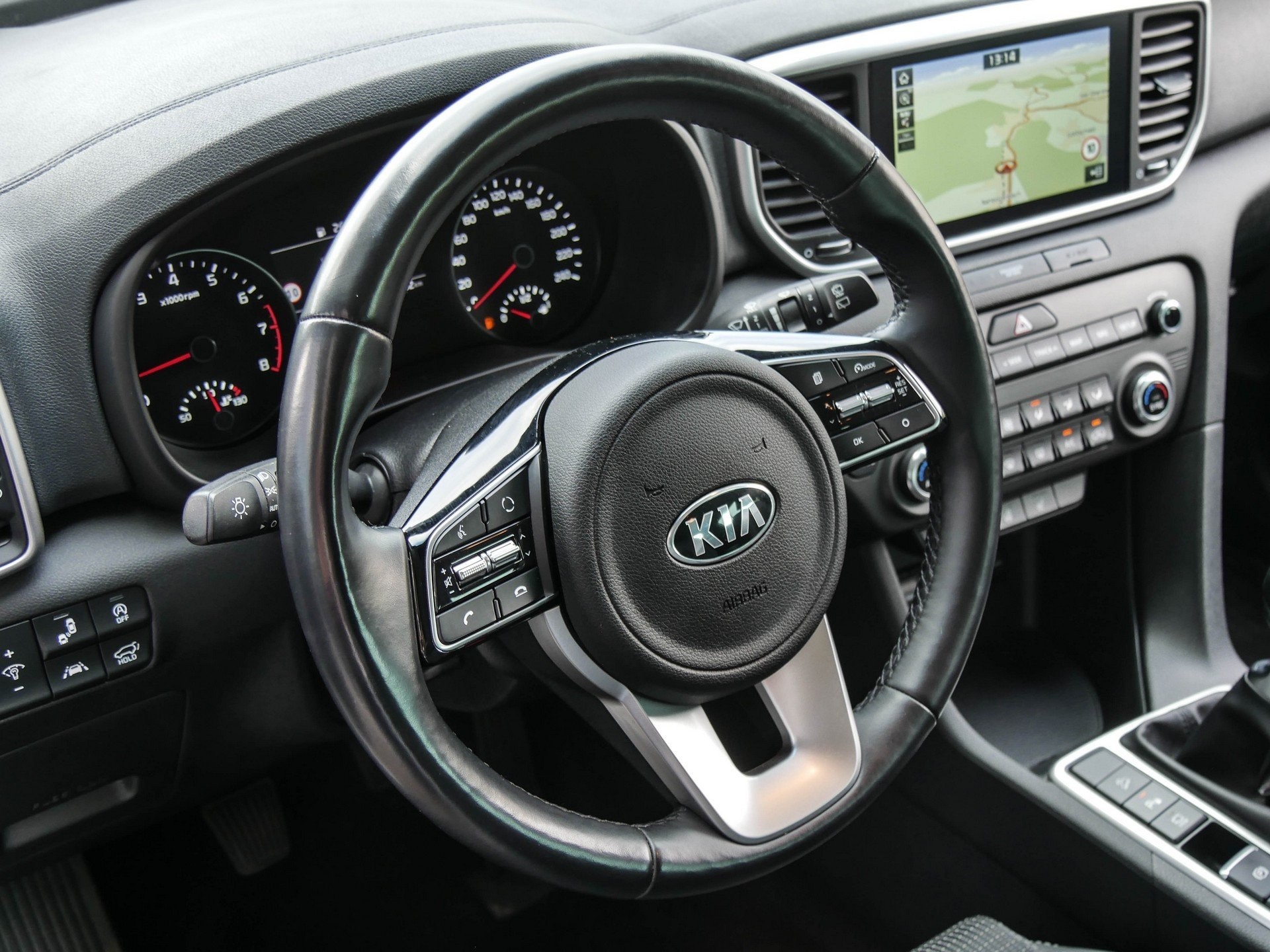 Kia 1.6 T-GDI 130 kW manuál, 71 918 km, Německo — foto 10 z 16