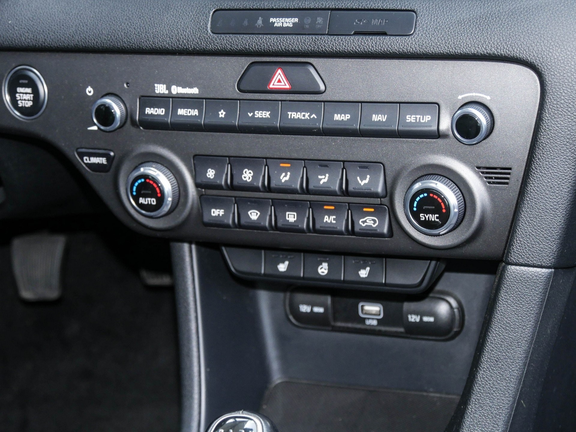 Kia 1.6 T-GDI 130 kW manuál, 71 918 km, Německo — foto 9 z 16