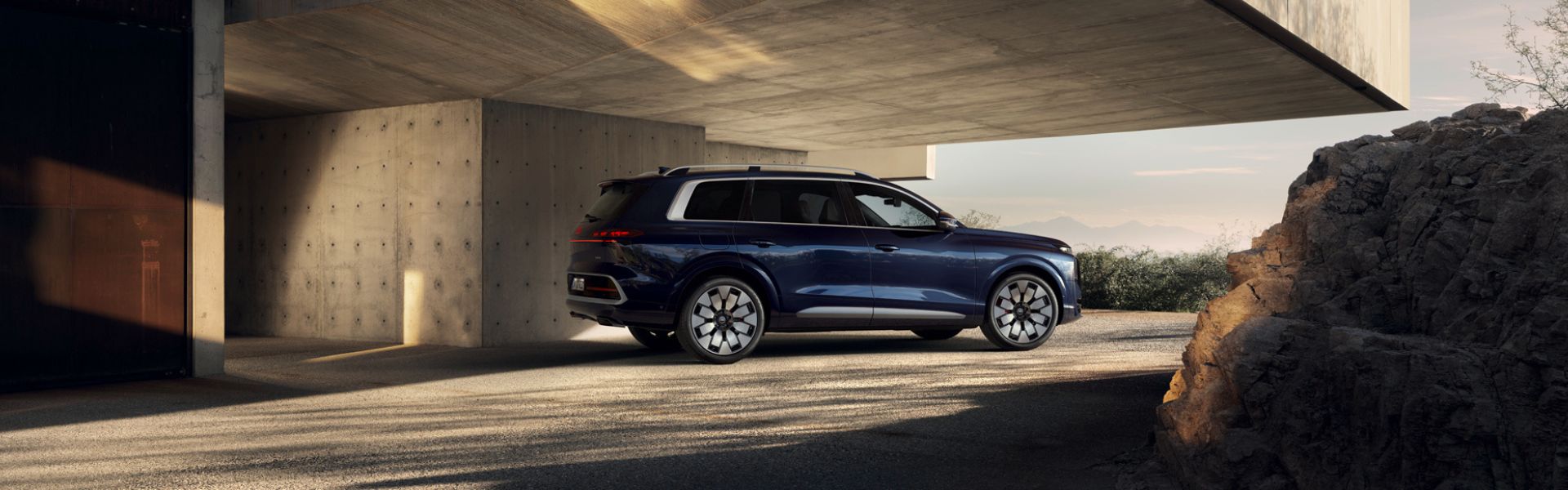 Audi q9 7.4, 100 km, Německo — foto 2 z 4