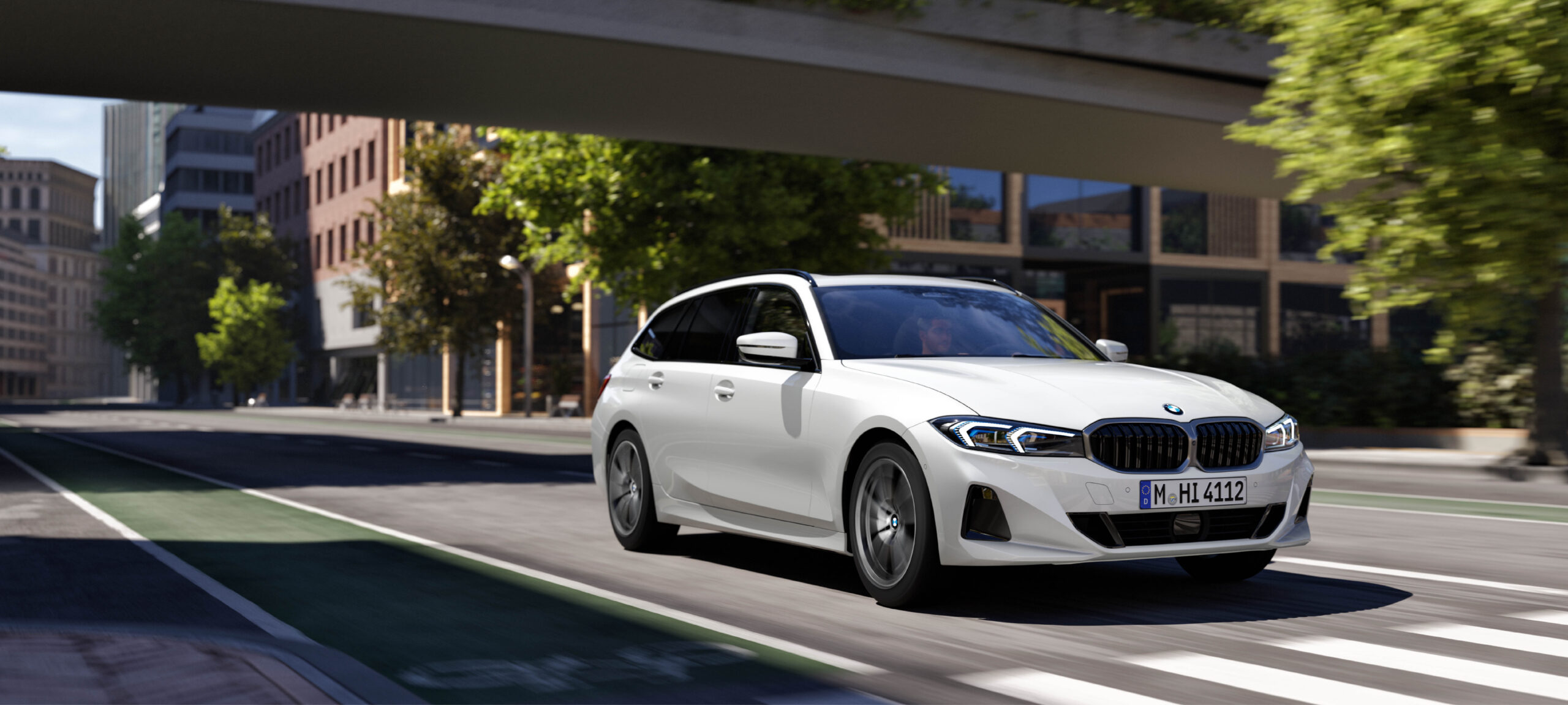 BMW iX xDrive60 400 kW, 10 000 km, Německo — foto 3 z 15